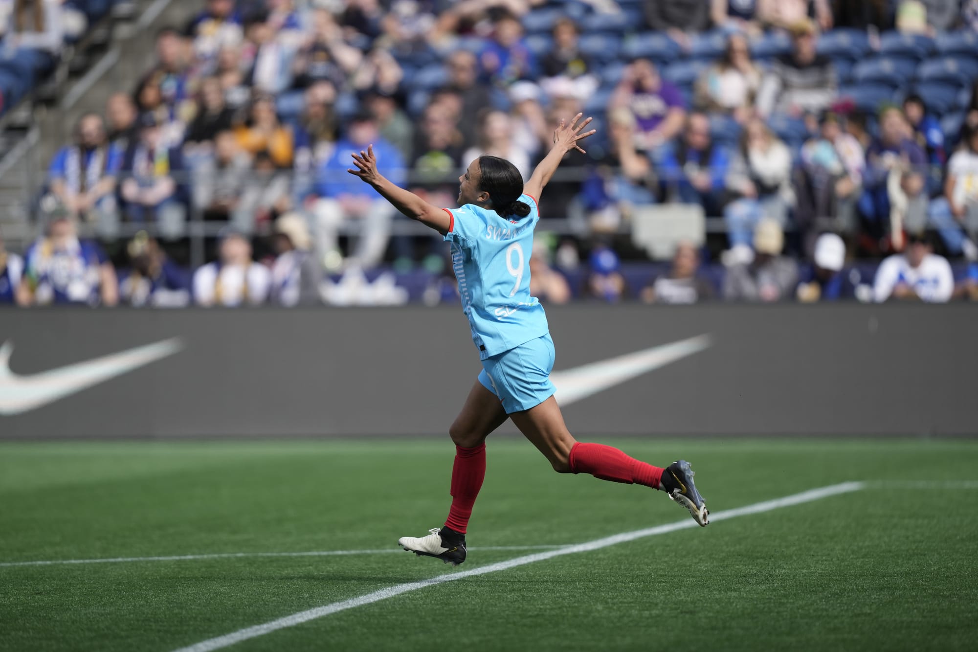 NWSL Snap: Bev Yanez emphatically gets the W